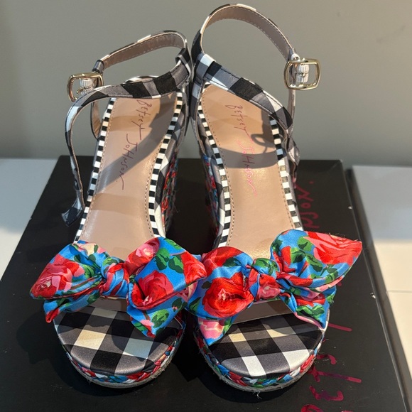 Betsey Johnson Shoes - Betsey Johnson Checkered Wedges with Floral Bow